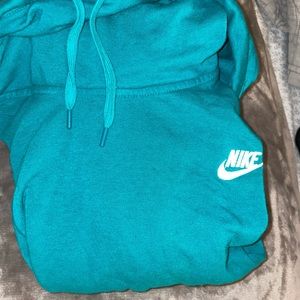 nike hoodie